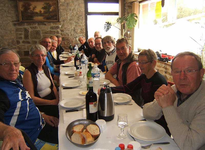 2012-04-05 03 Pares pour le couscous.JPG